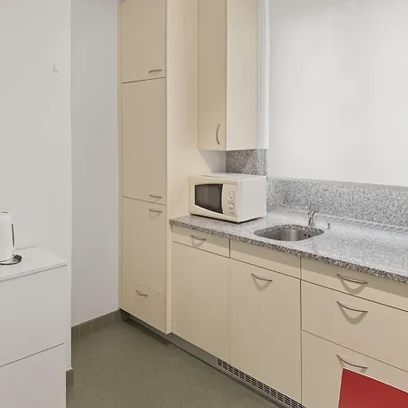 2br Near - Stardust 11 *