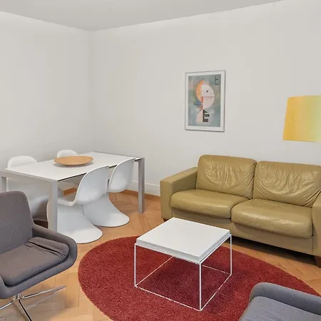 Lägenhet 2br Near - Stardust 11 *